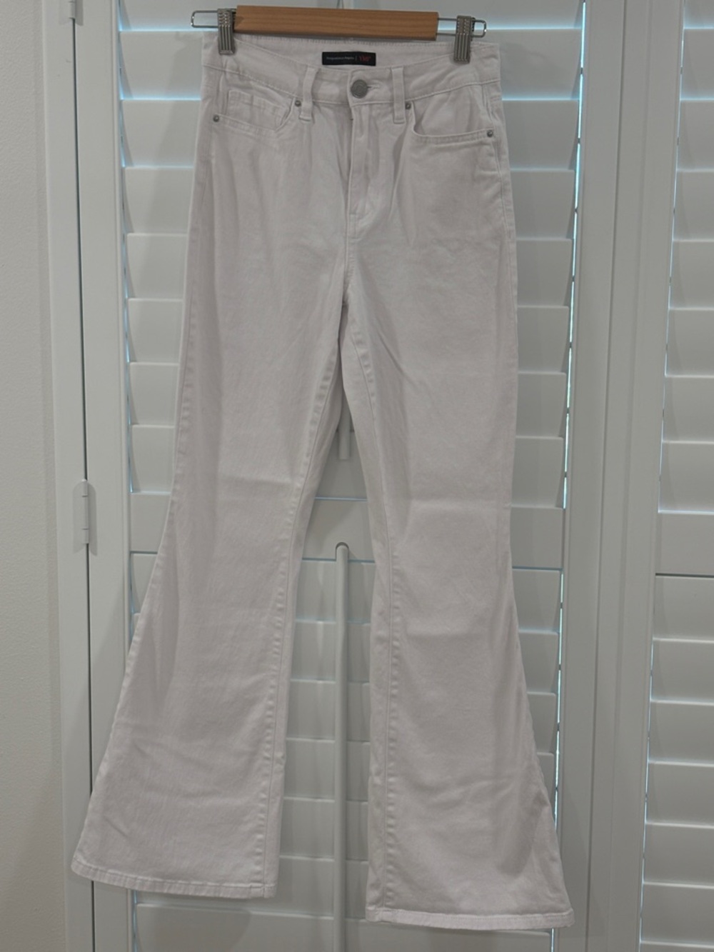 YMI High-Rise White Flare Jeans for Women sz27